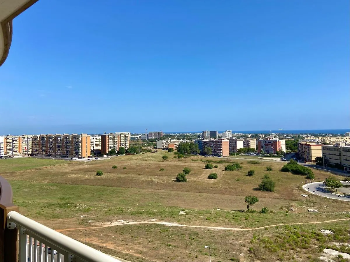 Comfort Sky Apartment Bari 0*,