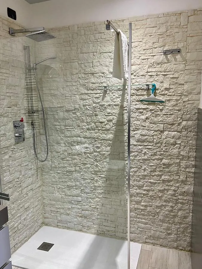 باري Comfort Sky Apartment